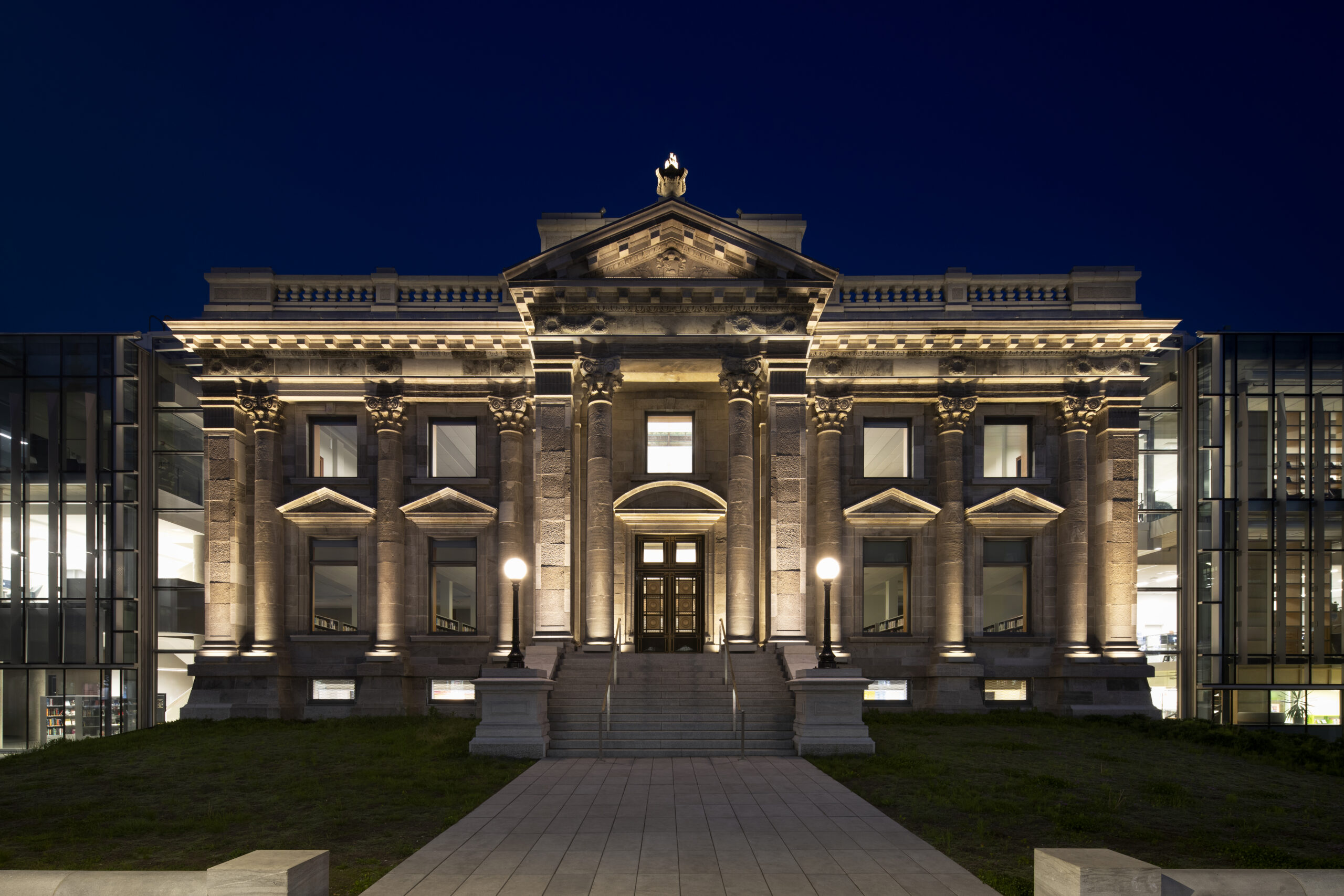 Maisonneuve Library