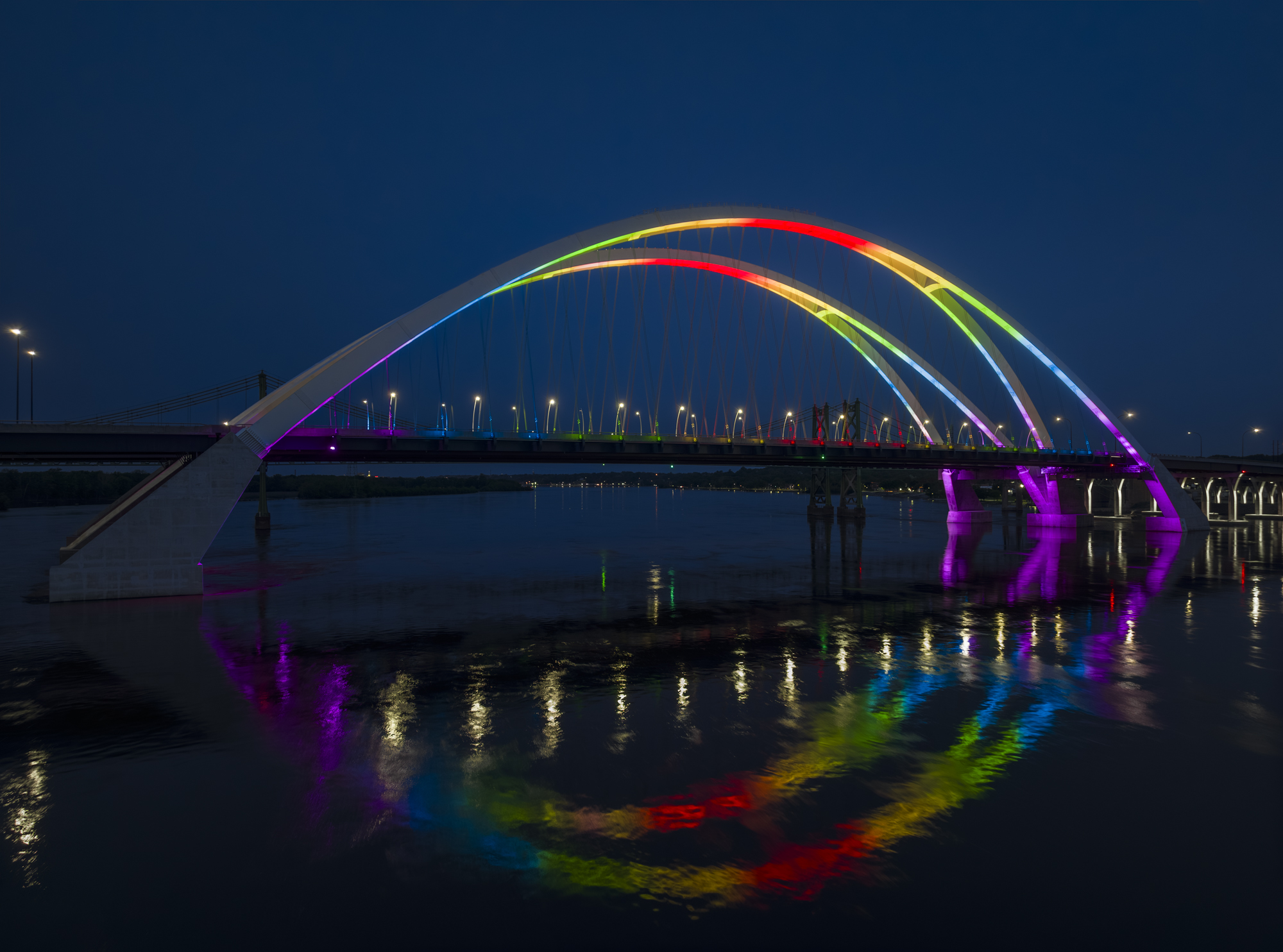 Signature Bridge – Lauren K. Davis/Feinkopf Ltd. Inaugural Beacon Awards