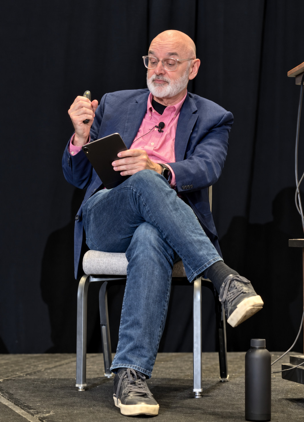Ken Douglas Pretends to be Skeptical to Growth during the HLB Skit